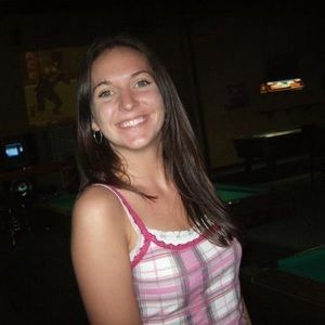 Meet your Posher, Maura